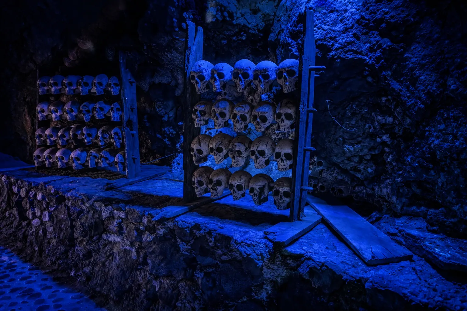 Skull wall display near Teotihuacan