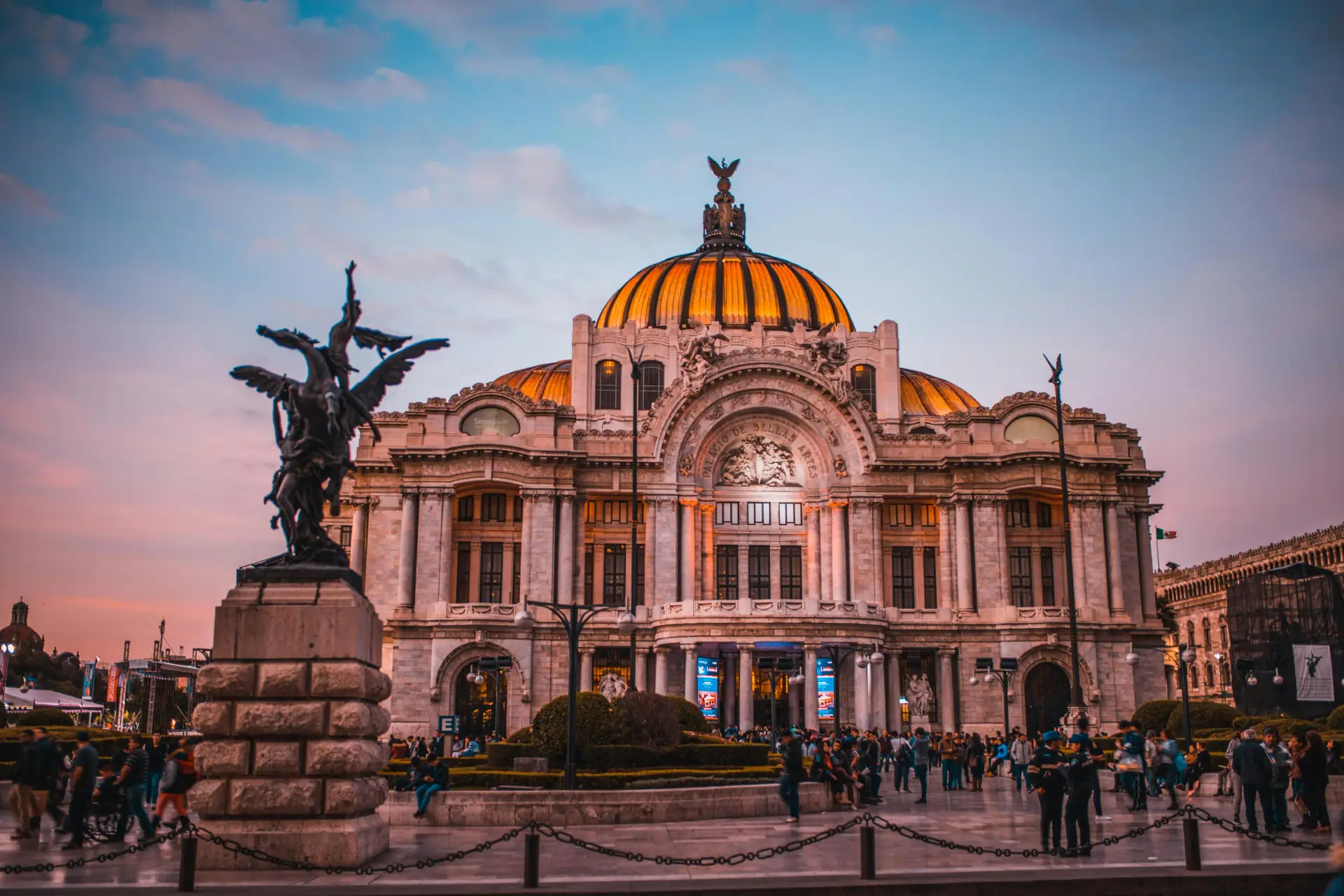 Mexico City skyline for first-time visitors